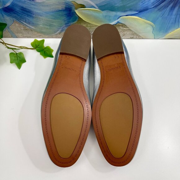 Vionic Women's Willa Slip-on Loafer in Silver Size 8.5 - Picture 10 of 12